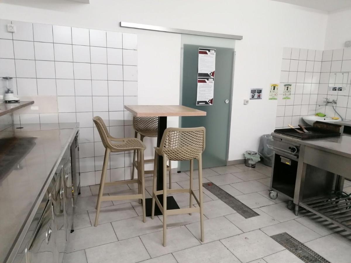 Hostel Vojnik Экстерьер фото